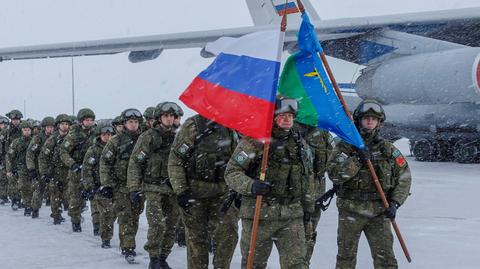 Oddziały rosyjskich wojsk w ramach misji ODKB opuściły Kazachstan. Wideo archiwalne  