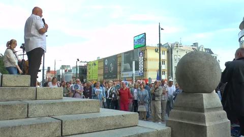 Protest w obronie wolnych mediów w Olsztynie