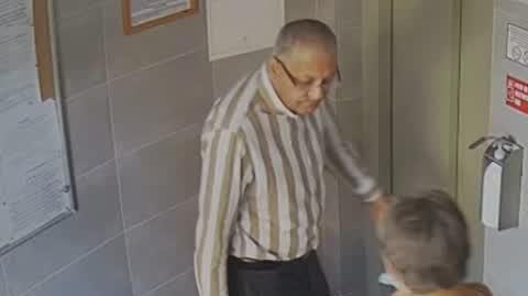 Gdynia. Z mieszkania zniknęło ponad 10 tysięcy złotych. Policja poszukuje pary ze zdjęcia (wideo bez dźwięku)