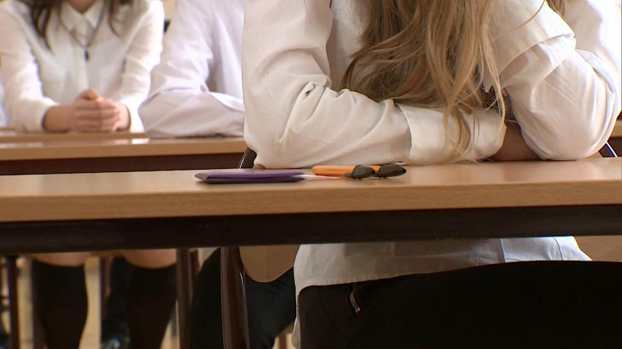 Ile Trwa Egzamin Z Matematyki Egzamin ósmoklasisty 2022. Ile trwa egzamin ósmoklasisty z języka