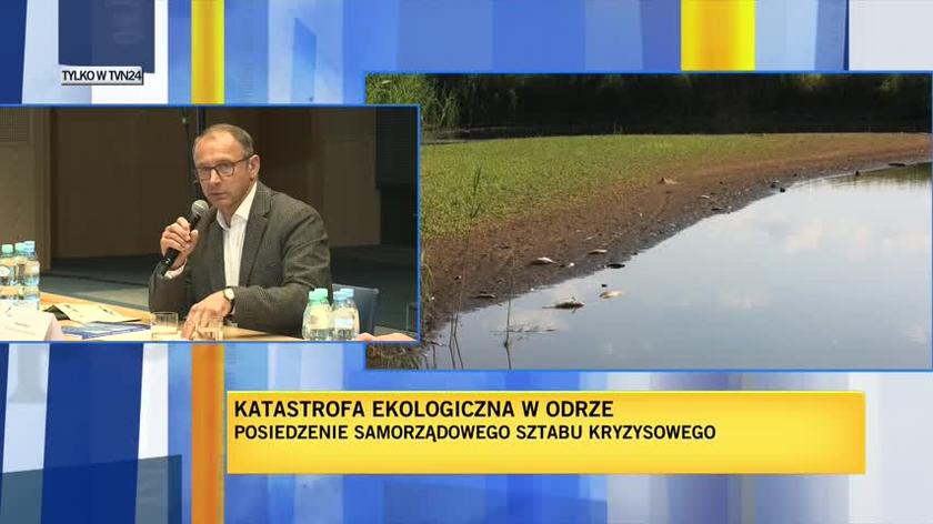 Burmistrz Krosna Odrzańskiego o sytuacji w Odrze: w komunikacie mówiono o pojedynczych martwych rybach, kiedy wyławialiśmy ich ponad tonę