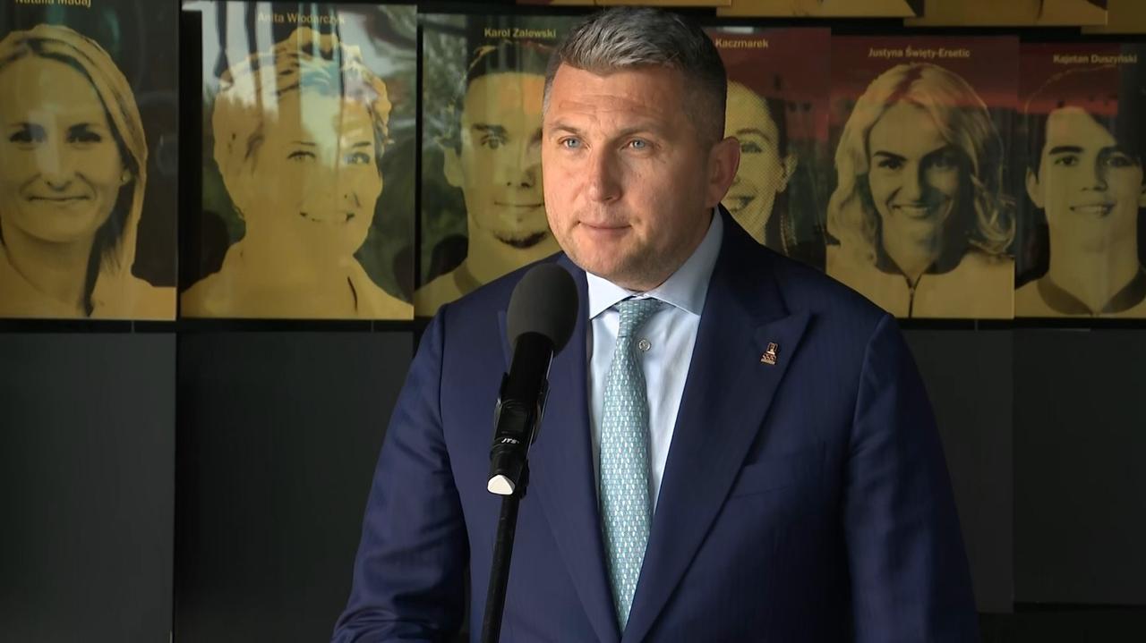 Agenci CBA w PKOI. Piesiewicz: nie zrezygnuję