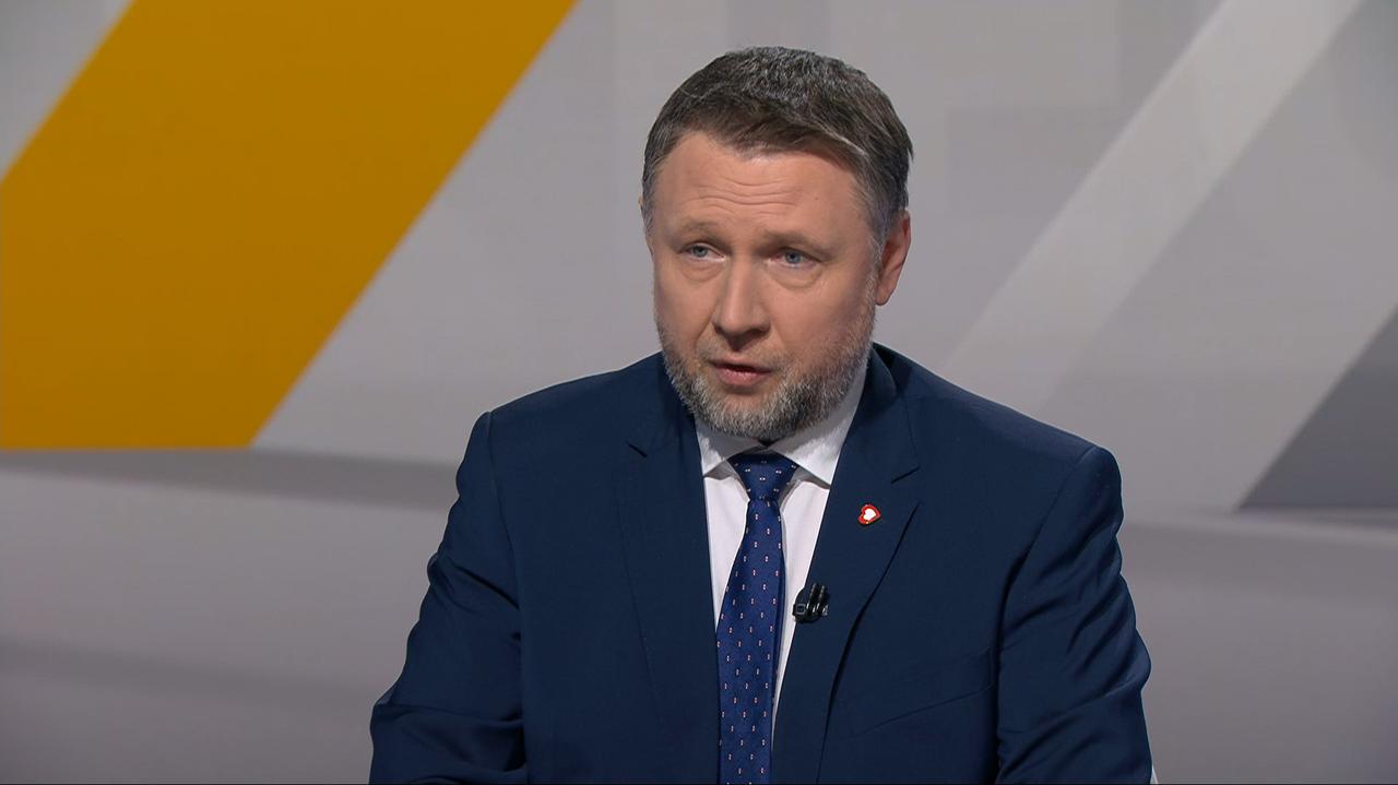 "Każdy kryzys służył do tego, aby generować dziwne transakcje"