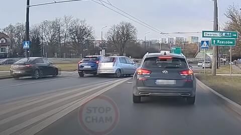 Lublin. Mogło dojść do tragedii. Inni się zatrzymali, on jechał dalej. Pieszy na szczęście w porę odskoczył