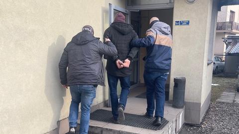 Policja przekazuje, że 31-latek był seryjnym włamywaczem