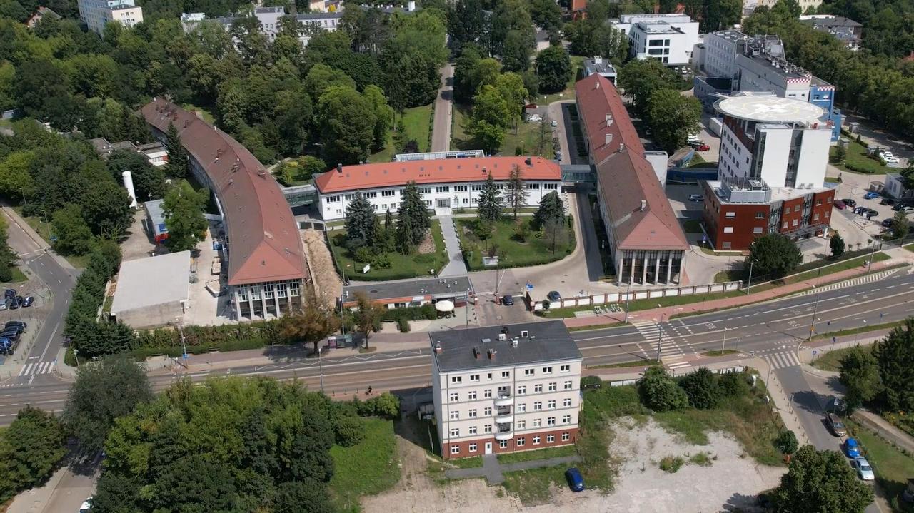 Konsultant krajowy o stanie pacjentki z podejrzeniem cholery