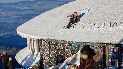 Śnieżka. Niebezpieczna zabawa dziecka na dachu obserwatorium