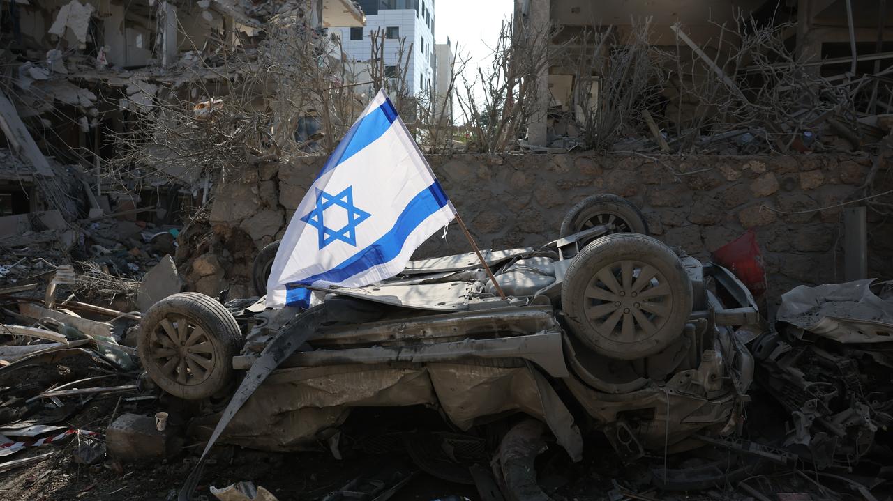 Iran zapowiada "bardzo bolesne ataki", Izrael ostrzega: Teheran spłonie