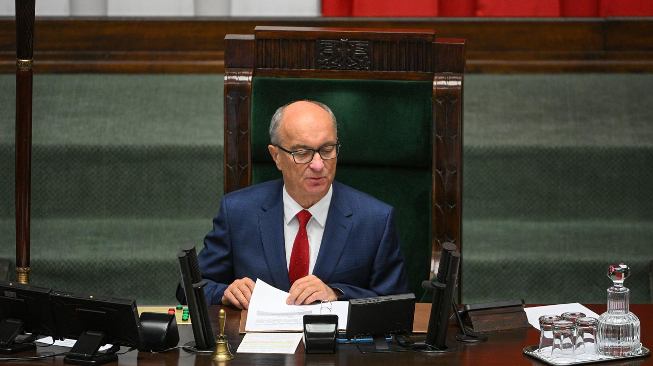 Dlaczego marszałek Czarzasty nie nacisnął przycisku? "Szymon, przepraszam"