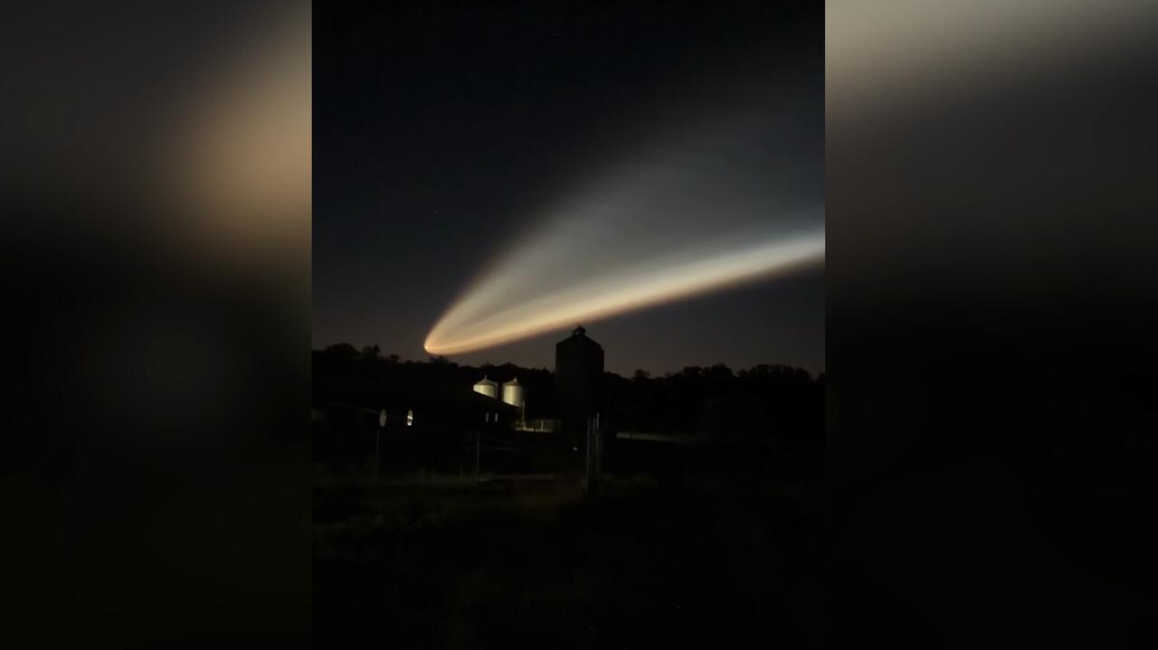 Niezwykłe widowisko po starcie rakiety SpaceX. Nagranie