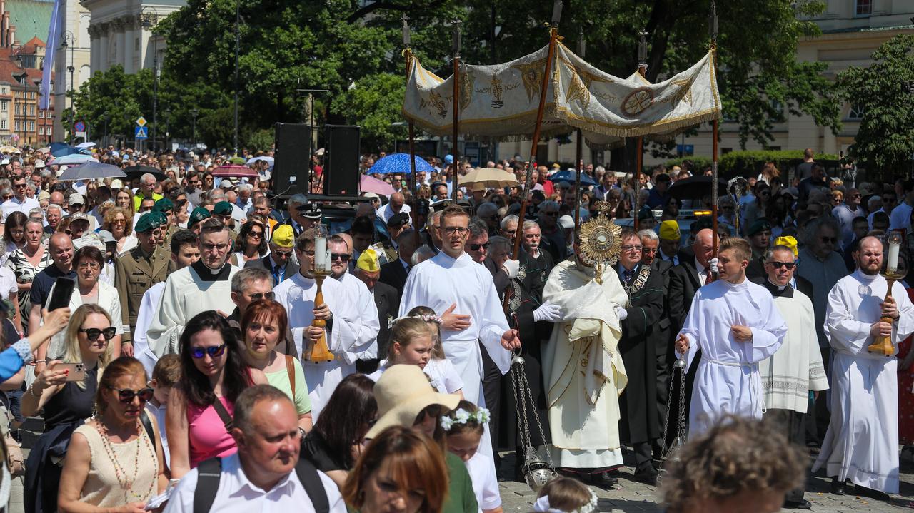 Początki sięgają 750 lat wstecz. Boże Ciało kiedyś i dziś
