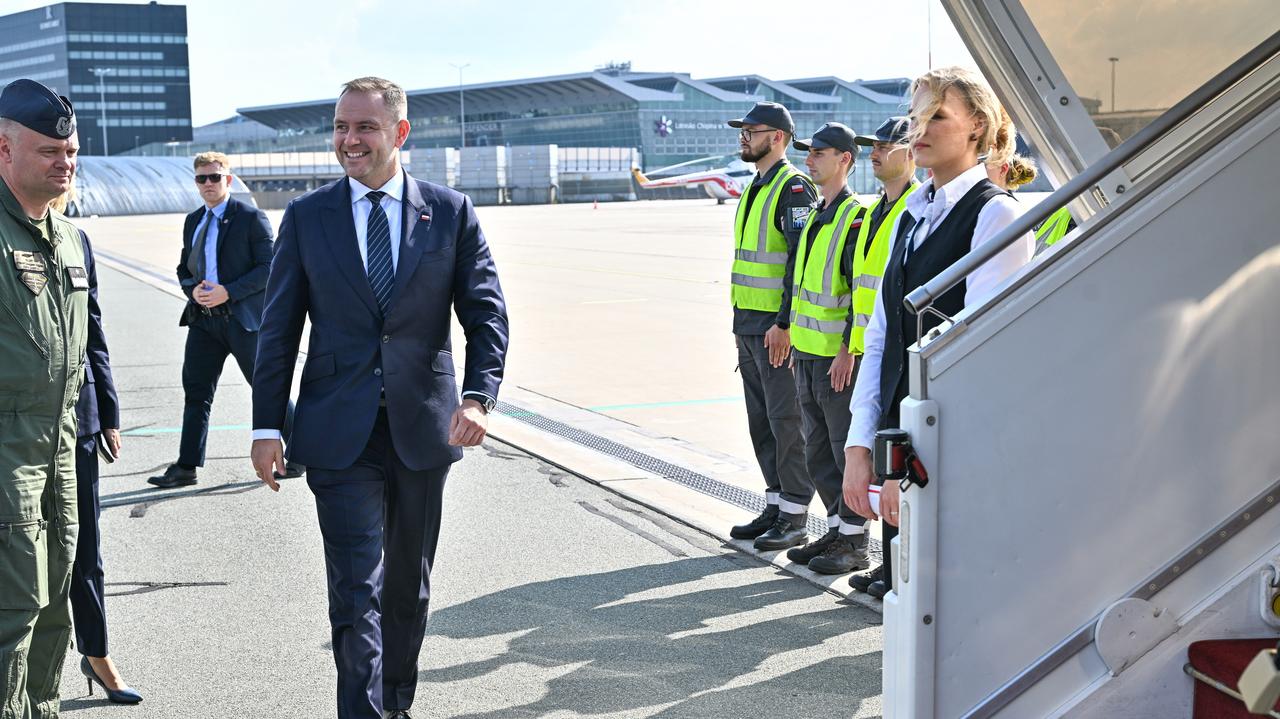 To oni towarzyszą Nawrockiemu w USA. Skład delegacji