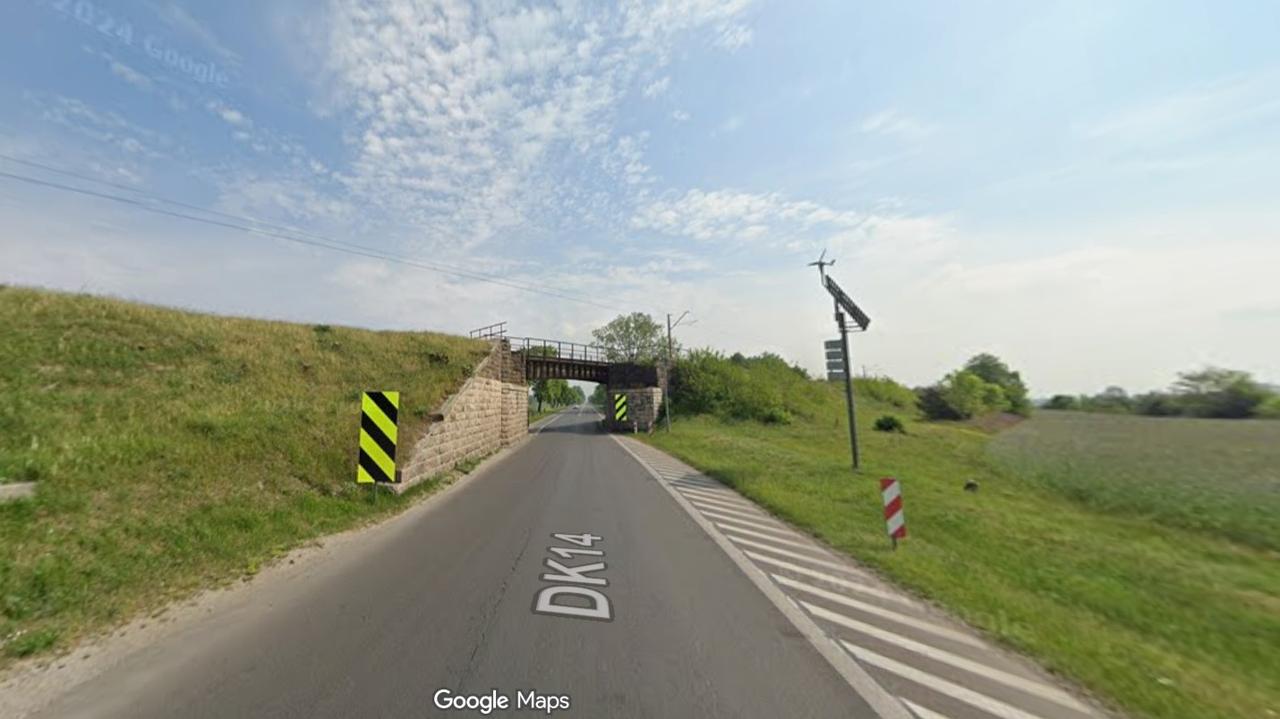 Włączył światła awaryjne, wysiadł z auta. Nie żyje