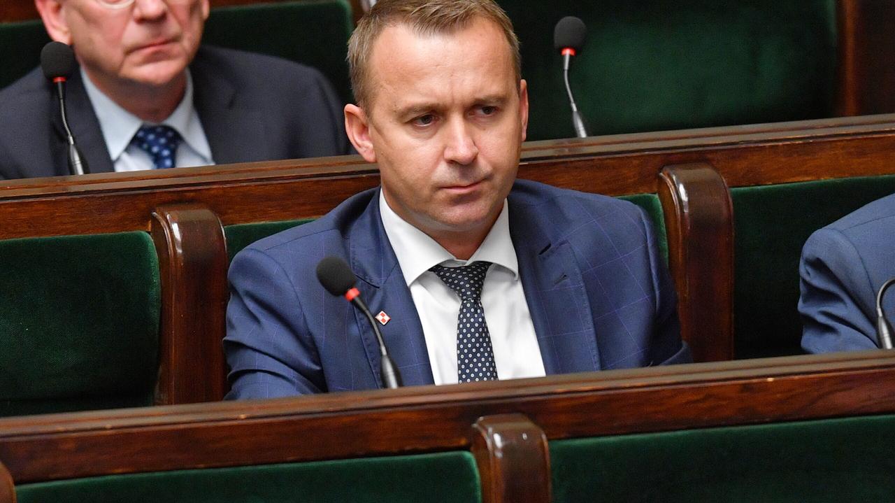 El viceministro Andrzej Sejna informa a la Fiscalía General ya la PIP sobre el caso del ministro Seaslock y el jefe de Correos.  «La resignación no es suficiente»