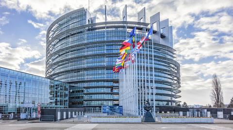 europarlament shutterstock_1337384342