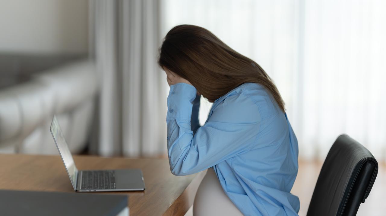 Cztery zęby więcej przez stres? Kortyzol w ciąży zmienia rozwój niemowląt