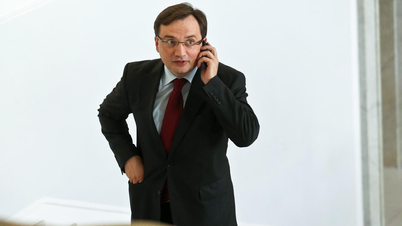 He wanted to destruct   immunity for 'sacred cows.' Now he himself is taking advantage of it.