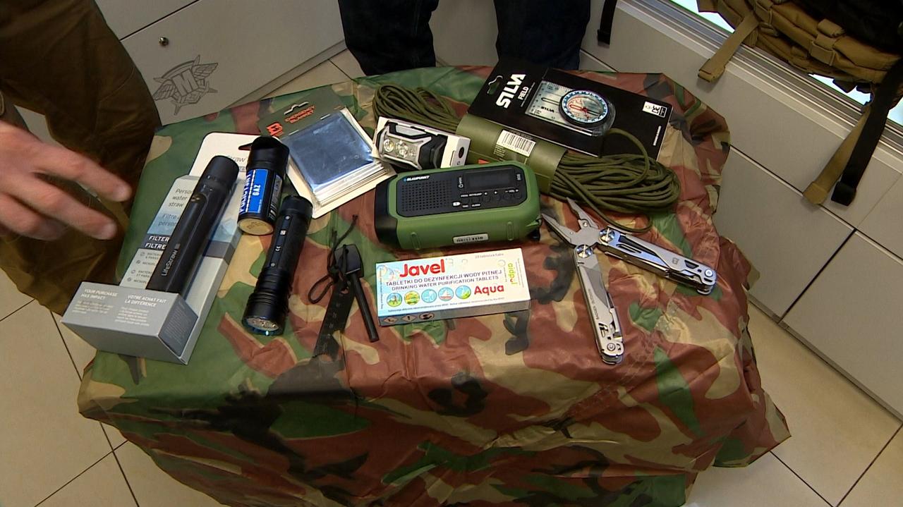Co spakować do plecaka ewakuacyjnego?