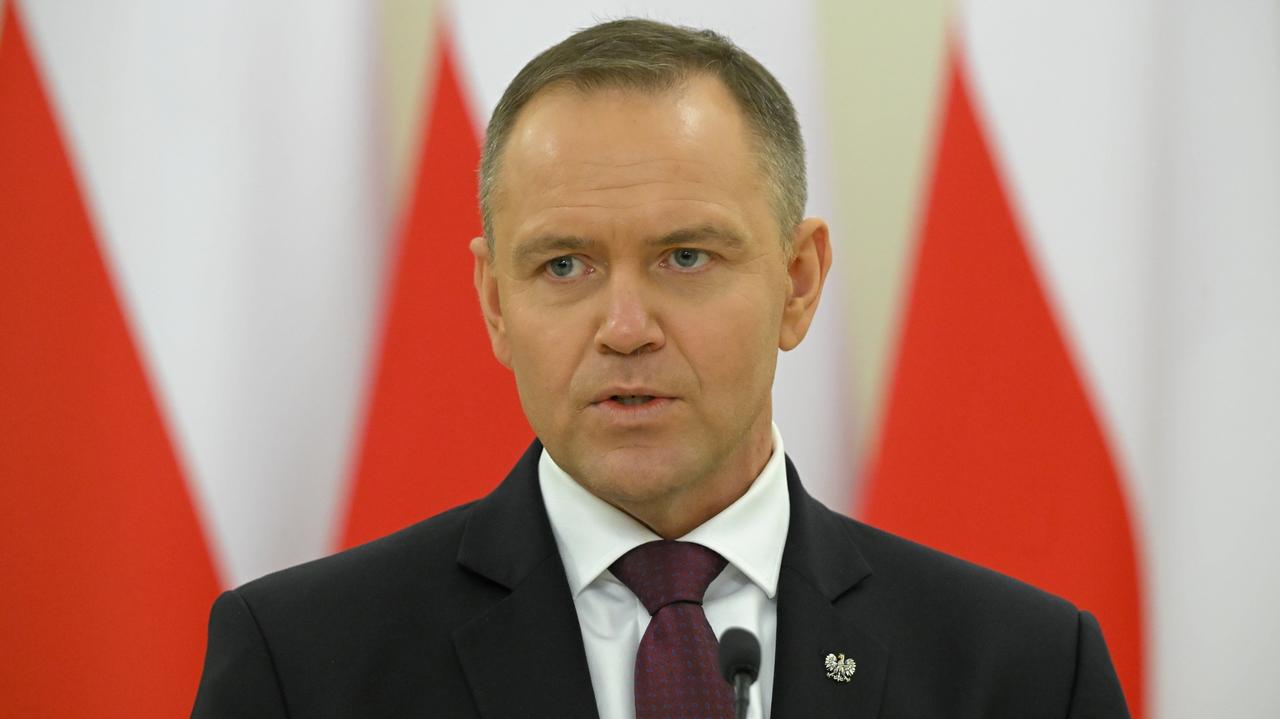 Nawrocki "idzie na zwarcie". "Projekt o niepozornej nazwie"