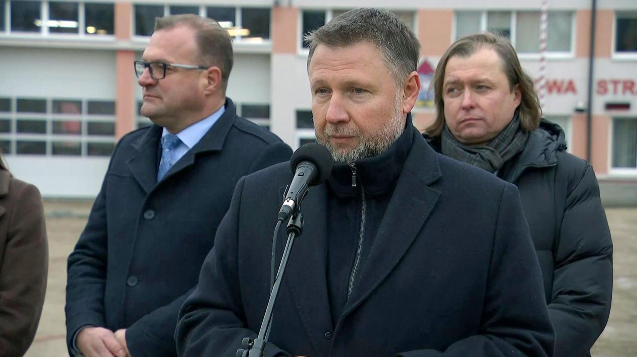 Ministry of the Interior and Administration on investments in civilian  defence. "25 magazines this year alone"