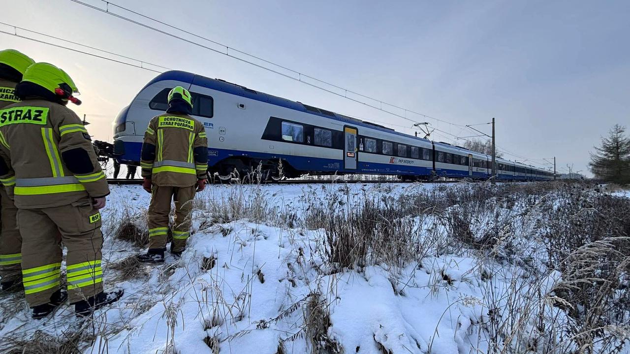 Maszynista zgłosił brak szyny. 112 centymetrów ubytku