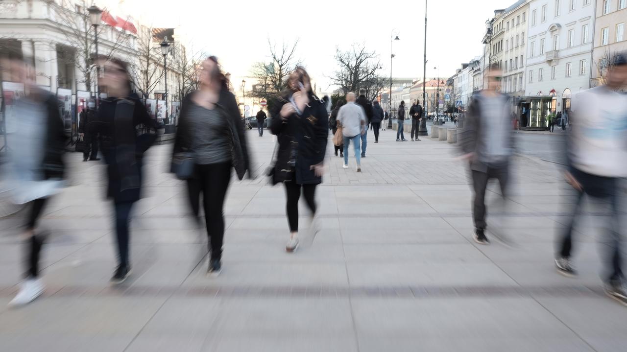 Warschau. Wie viele Einwohner hat die Hauptstadt? Sie suchten nach Telefonaufzeichnungen. Bericht