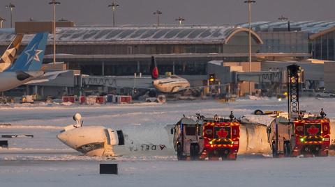 Toronto. Moment wypadku samolotu Delta Air Lines