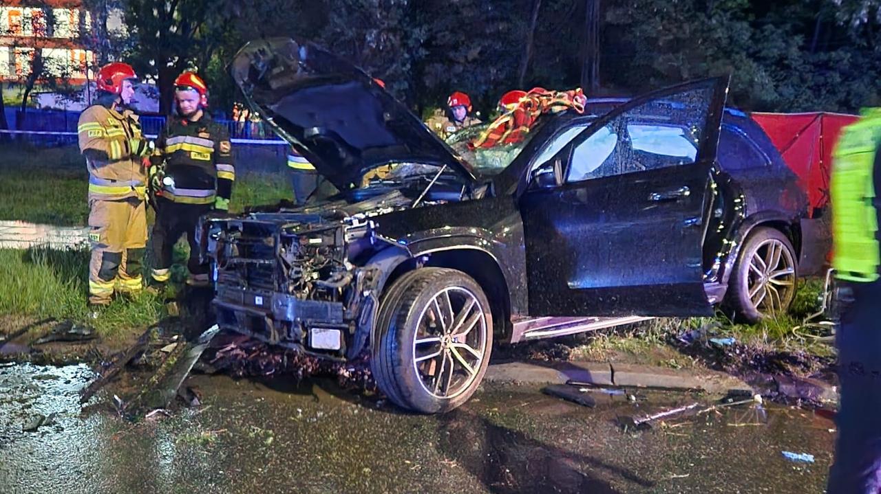 Tragiczny wypadek w Warszawie. Nie żyją dwie osoby