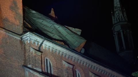 Wiatr zerwał dach na zabytkowej bazylice mniejszej w Trzebini