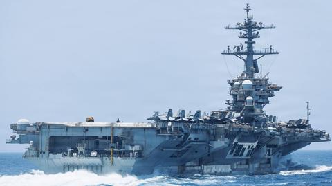USS Abraham Lincoln operujący na Bliskim Wschodzie