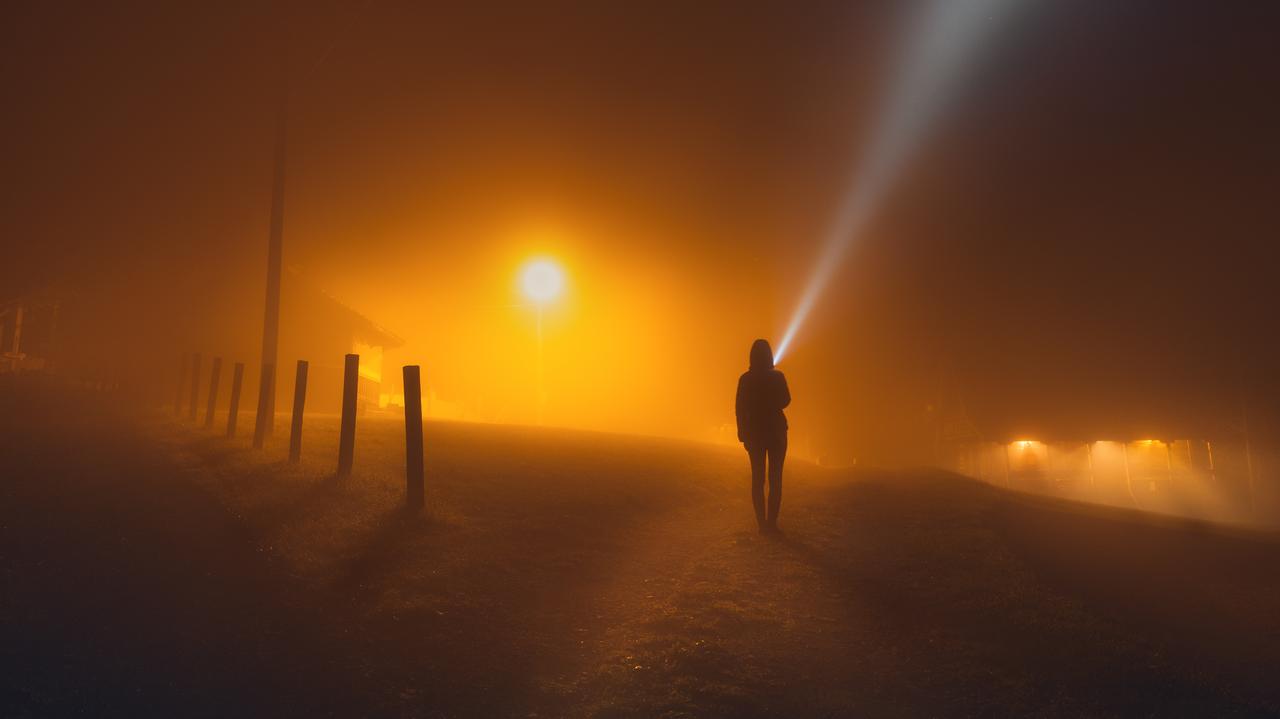 Pogoda. Intensywny deszcz, gęste mgły. IMGW ostrzega