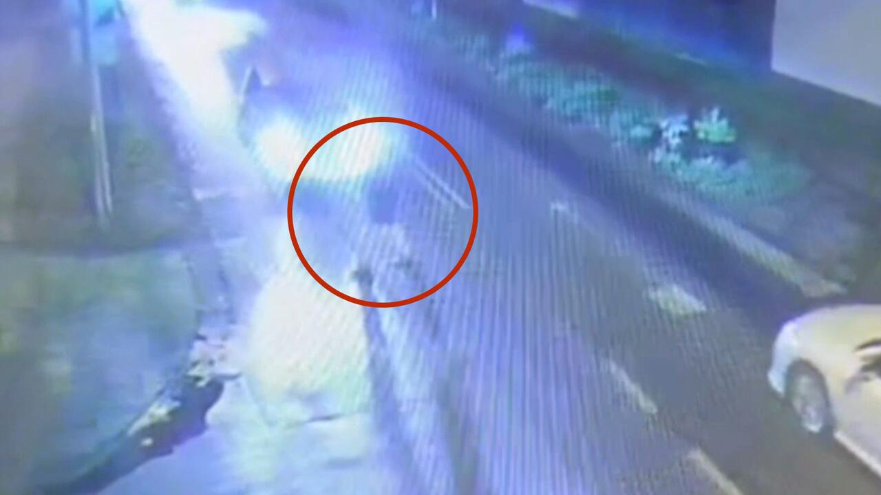 84-letni kierowca potrącił na pasach 88-latka. Nagranie