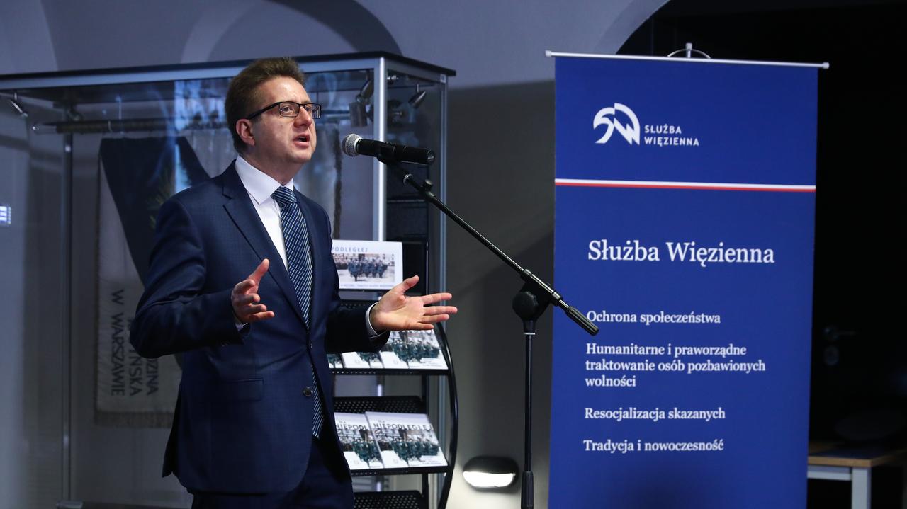 "Prezes bywał u ministra". Miliony z ministerialnych dotacji i "mechanizm $"