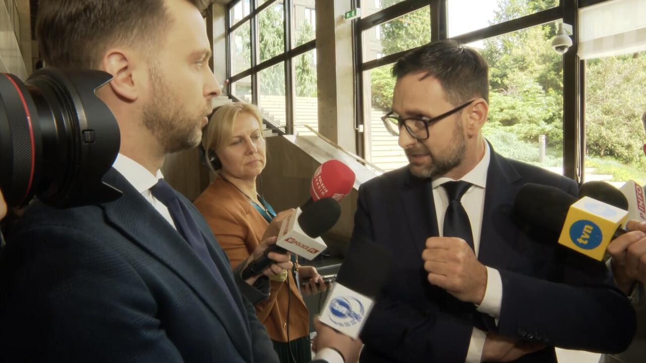 Obajtek pojawił się w Sejmie. Zmierzył się z dziennikarzami