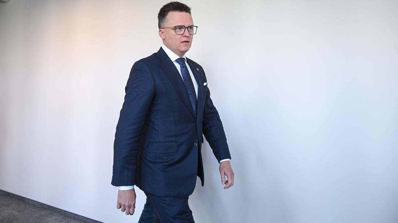 Tyle kosztowały bilety Szymona Hołowni do USA. Kancelaria Sejmu podała kwoty