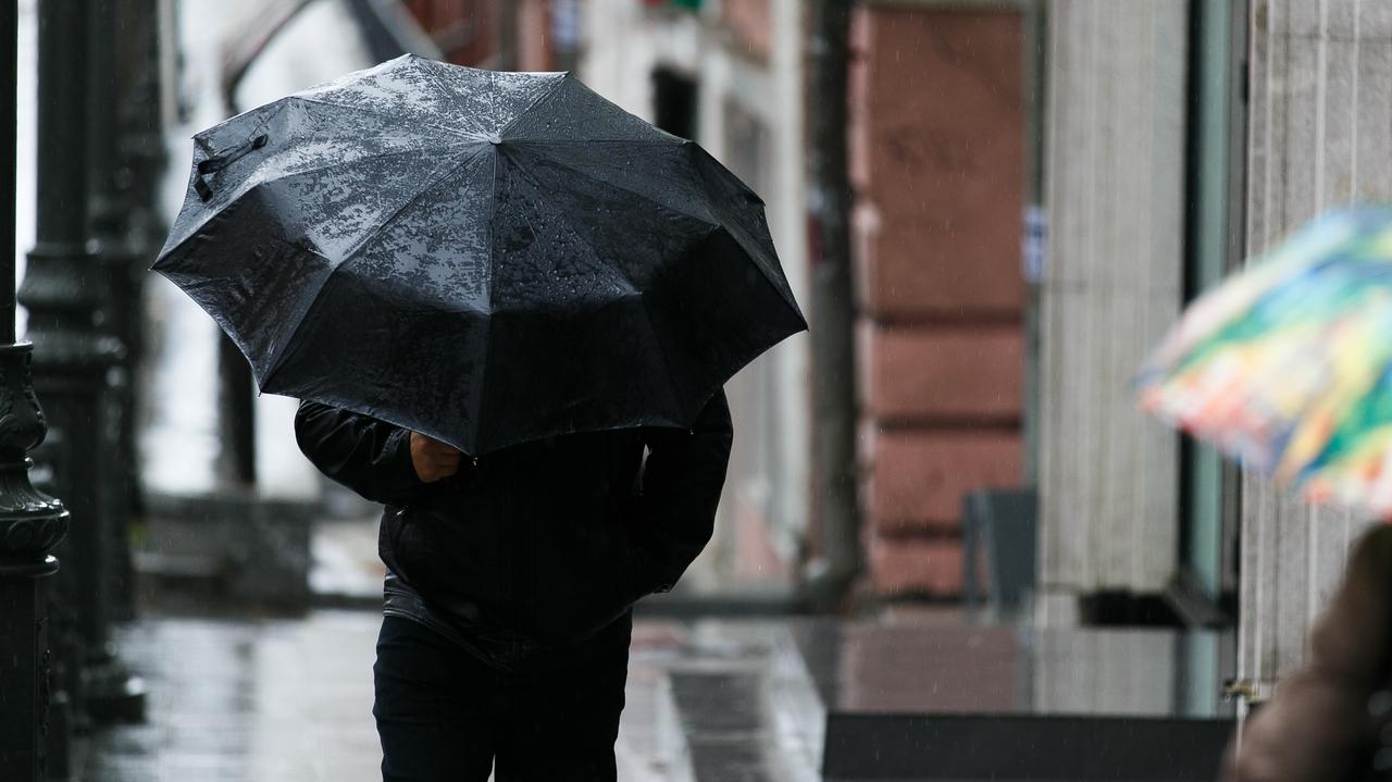 Pogoda na dziś - sobota, 6.12. W Mikołajki miejscami przyda się parasol