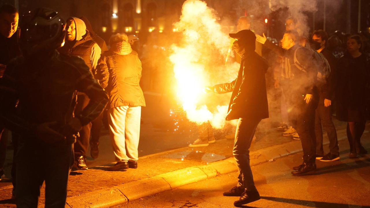 Głodówka matki przed parlamentem. Doszło do zamieszek