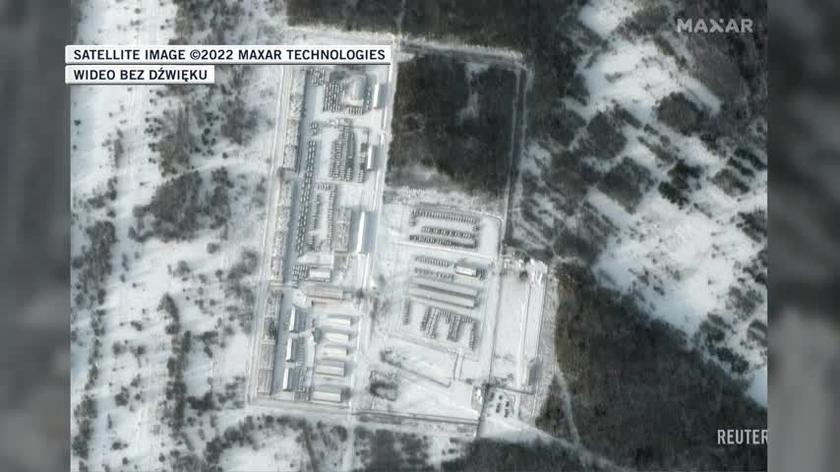 Russian troops deployed on the border with Ukraine.  Satellite imagery