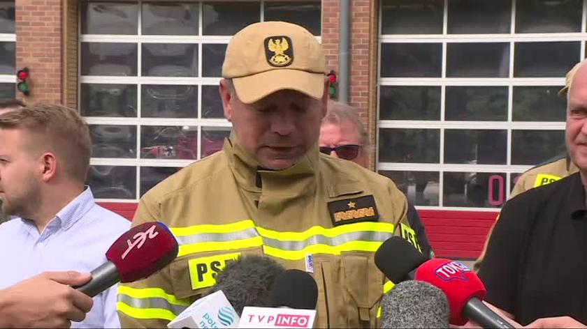 Lubuski Provincial Commander of the State Fire Service: We have two hundred firefighters on site.  After seven o'clock the situation was brought under control