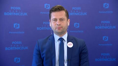 Kamil Bortniczuk w "Debacie Faktów": słowa posła Czarnka nie są oficjalnym stanowiskiem Zjednoczonej Prawicy 
