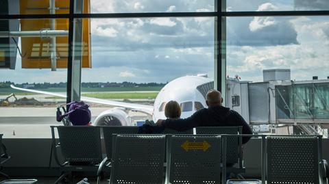 Samoloty Ryanair na lotnisku w Dublinie. Wideo archiwalne