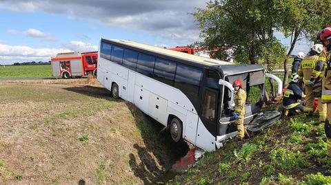 Wypadek autobusu z przedszkolakami w Kujawsko-Pomorskiem (materiał z 20.09.2021)