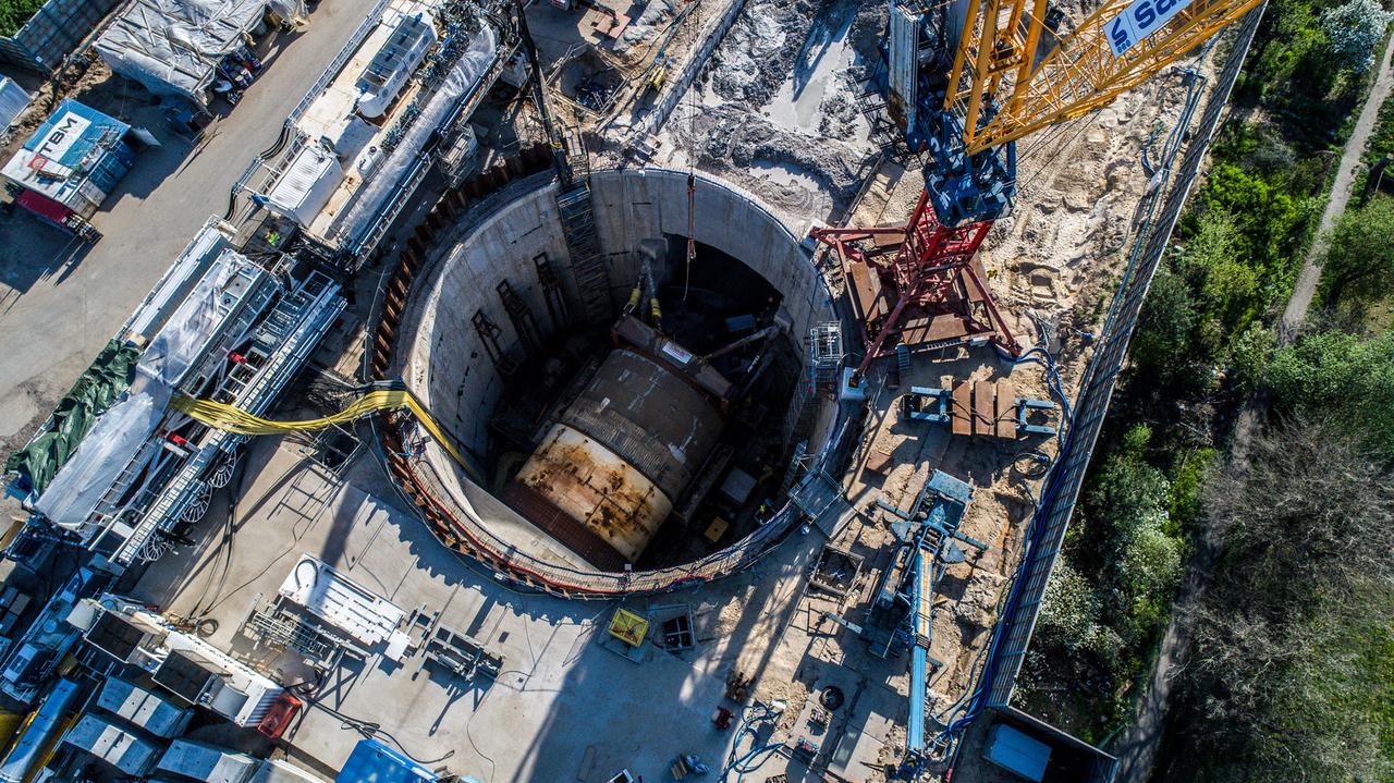Maszyna drążąca stoi od 14 miesięcy. Nowelizacja ma pomóc uratować inwestycję
