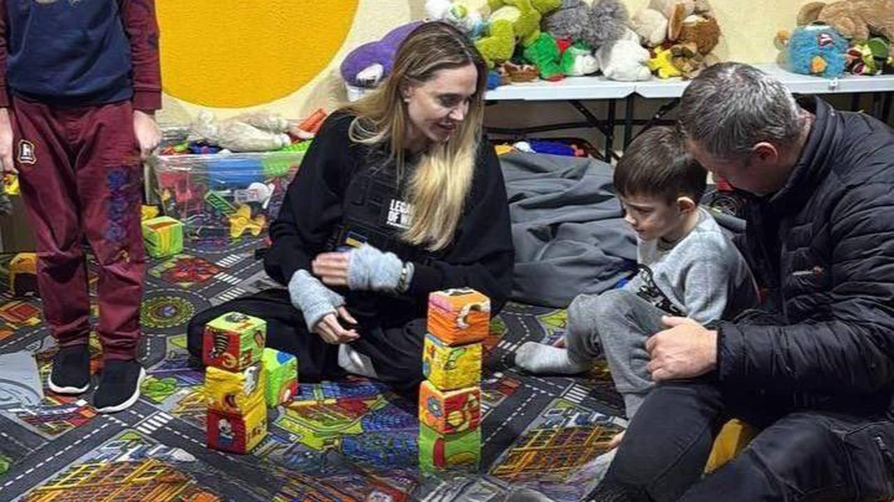 Aktorka i ambasadorka dobrej woli ONZ Angelina Jolie odwiedziła Chersoń