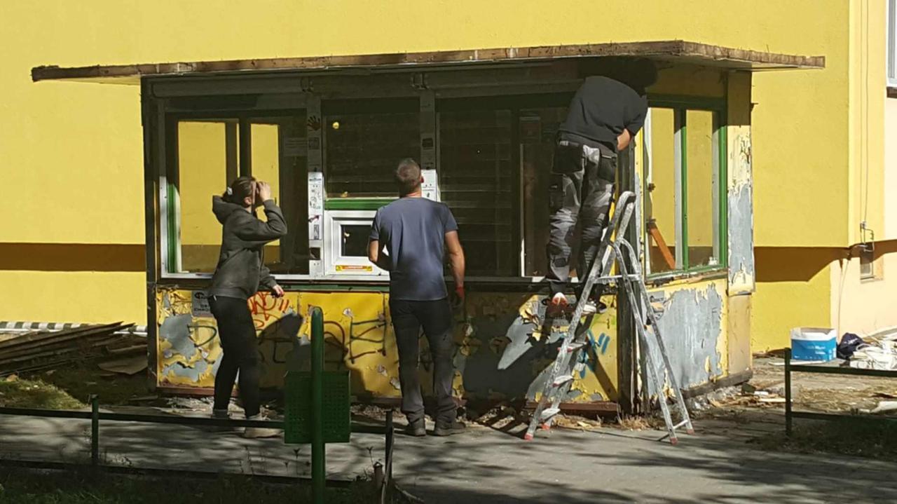 Znikają z ulic polskich miast jeden po drugim. "Zjadły mnie opłaty, utargi nie rosły"