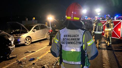 Według nowych ustaleń ograniczenie prędkości na odcinku drogi, na którym doszło do karambolu, wynosiło 50 km/h