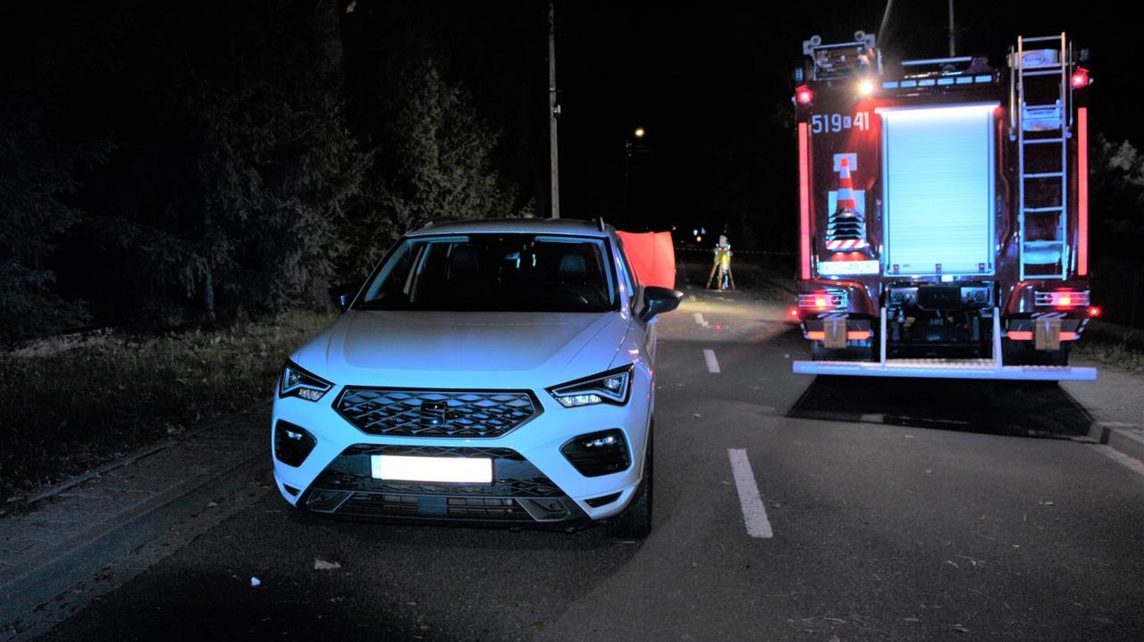 Najechał na pieszego leżącego na jezdni, mężczyzna nie żyje