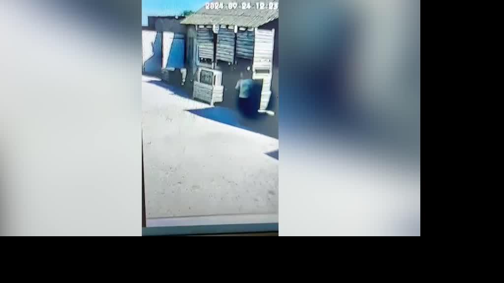 ;lszj