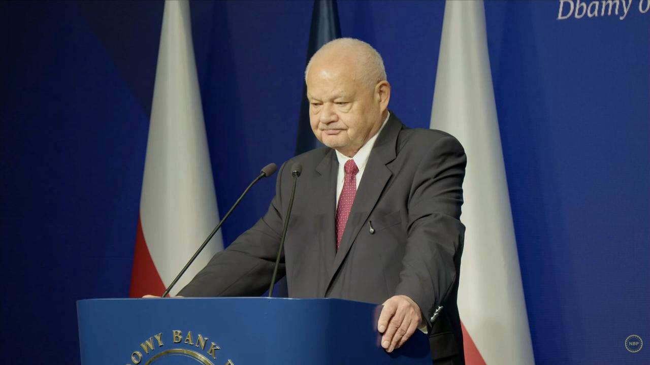 Glapiński: to silne poluzowanie polityki pieniężnej