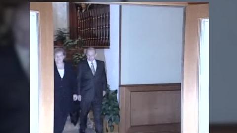 Spotkanie Putina i Merkel w Soczi. Wideo archiwalne 